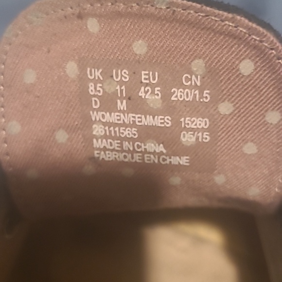 Clarks Blue Suede Chukka Boots - Picture 5 of 5